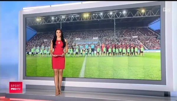 "E ex-fotbalist! Degeaba imi spune 'tata', nu mai joaca nimic!" Discurs dur al lui Petrescu: mesaj transant pentru un fost jucator