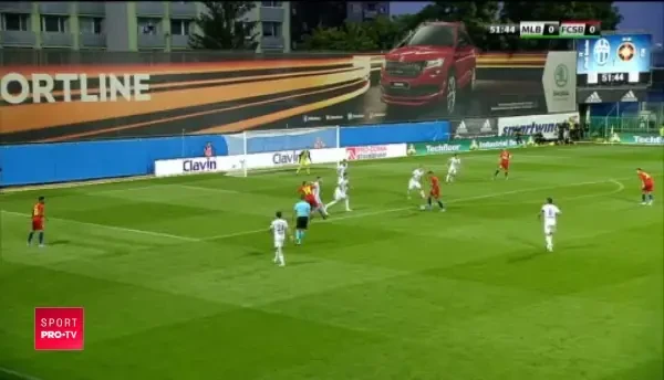 Sut din prima trimis de Oaida, peste poarta