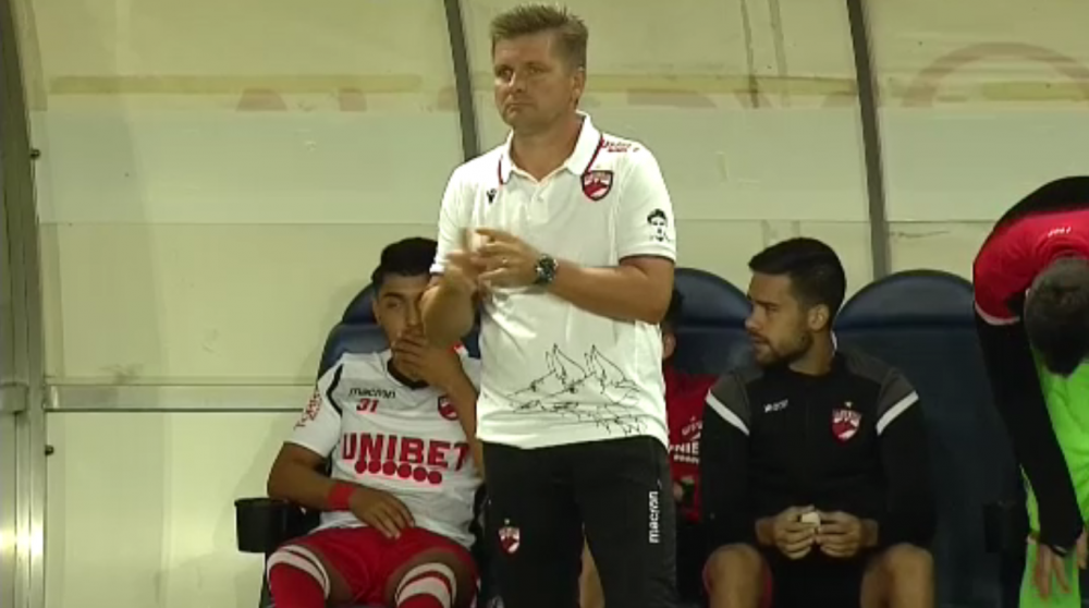 CHINDIA - DINAMO 3-2 | Dusan Uhrin Jr, socat de debutul pe banca lui Dinamo: Trebuie sa schimbam ceea ce se intampla in vestiar!