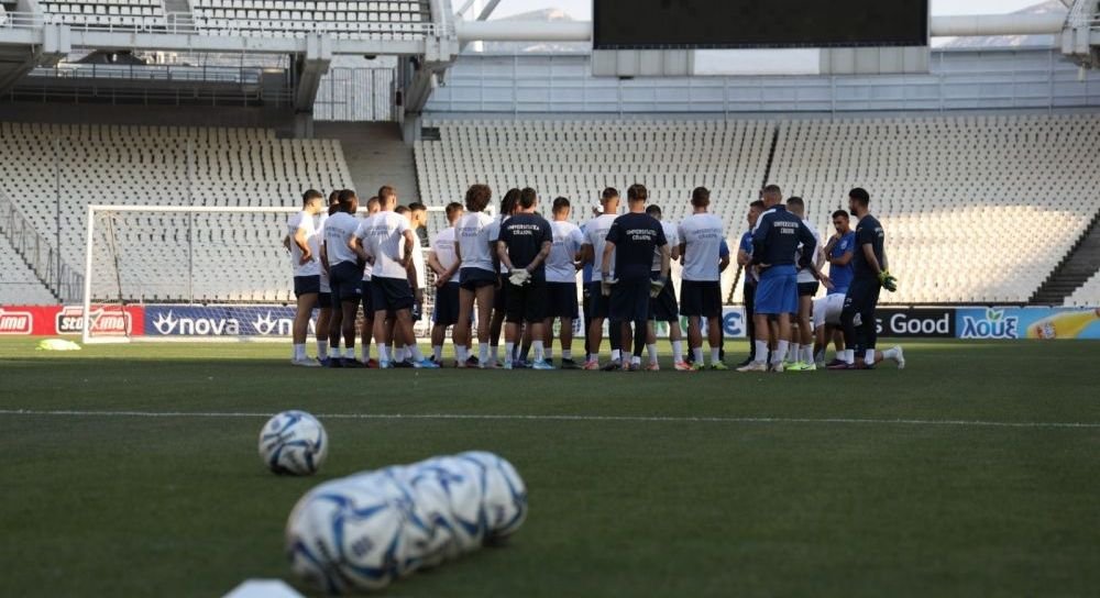 Vor sa-l dea afara pe atacantul FURAT lui FCSB! Fortes, situatie incredibila la Craiova! Anuntul momentului