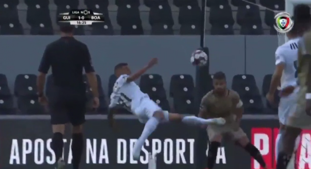 GOOOLAZO-UL care baga spaima in FCSB! Guimaraes a dat un gol fabulos aseara, dar a facut doar egal! Executie copiata dupa cea a lui Aduriz cu Barcelona: VIDEO