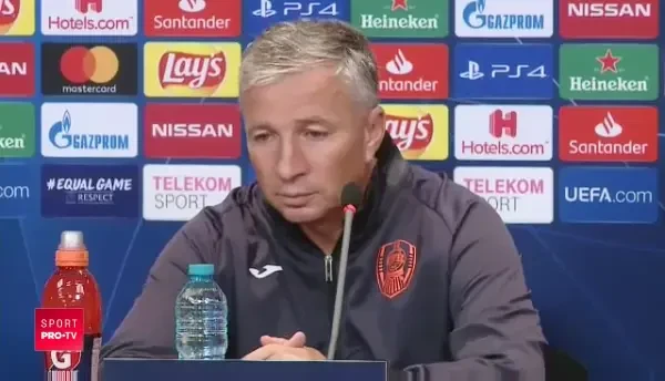 Petrescu aplica aceeasi strategie inaintea meciului cu Slavia: "E mare favorita. Cea mai ofensiva echipa pe care am vazut-o in 16 ani!"
