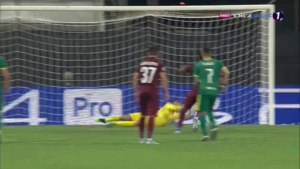 CFR CLUJ - SLAVIA PRAGA 0-1 | La un MIRACOL de grupele UEFA Champions League! Omrani a ratat un penalty, Stanciu a dat pasa decisiva la golul cehilor! Toate fazele partidei_7