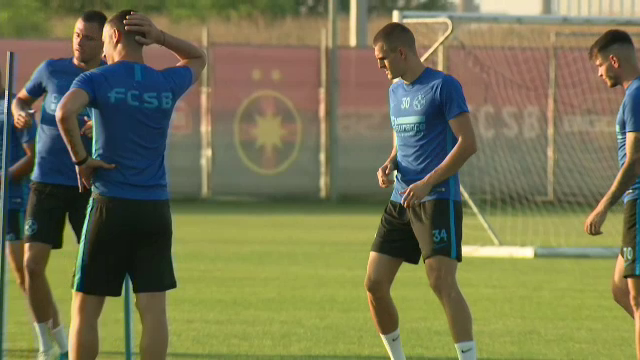 Cel mai inalt din clasa! :) Prima aparitie a lui Chorbadzhiyski alaturi de colegii sai de la FCSB_4