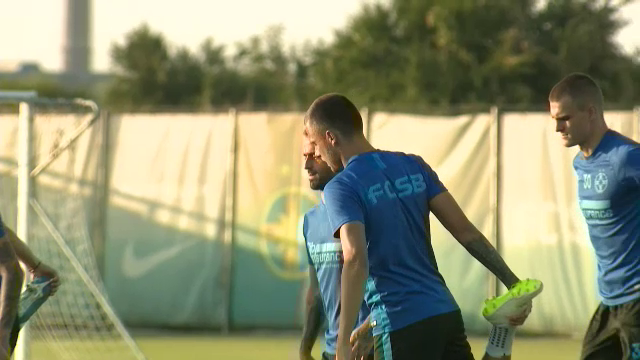 Cel mai inalt din clasa! :) Prima aparitie a lui Chorbadzhiyski alaturi de colegii sai de la FCSB_7