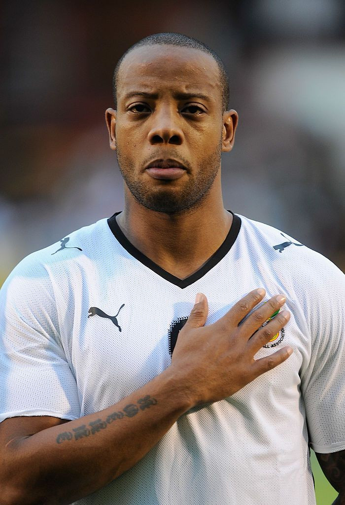 Tragedie uriasa! A murit unul dintre cei mai cunoscuti jucatori ghanezi din ultimele doua decenii! Junior Agogo a fost coleg cu Muntari si Gyan in atacul Ghanei_3