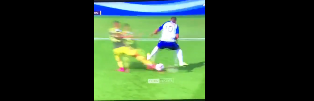 TOATA Anglia fierbe dupa intrarea HORROR a lui Andone! A fost tiular si a luat ROSU dupa un atac ORIBIL in minutul 30! Inainte de meci, un coleg era sa-l RUPA!!! VIDEO_4