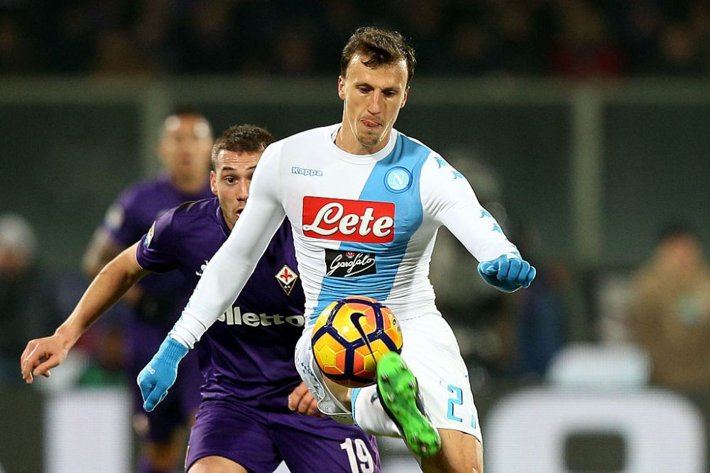 Oferta de 12.000.000 euro pentru Chiriches dupa meciul Fiorentina 3-4 Napoli! Fundasul a jucat doar 3 meciuri in sezonul trecut, dar are o supercota