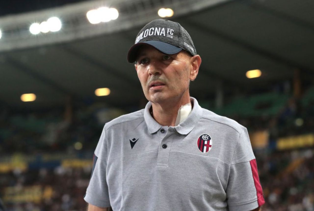Imagini cutremuratoare: Sinisa Mihajlovic a iesit din spital dupa 40 zile de chimioterapie ca sa asiste la meciul cu Verona. FOTO_1