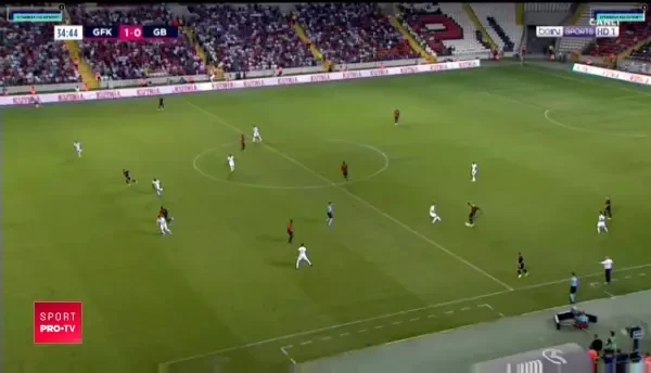 Sumudica n-a mai REZISTAT! S-a pus in genunchi dupa decizia VAR la meciul cu echipa lui Bogdan Stancu! Momente incredibile in Turcia