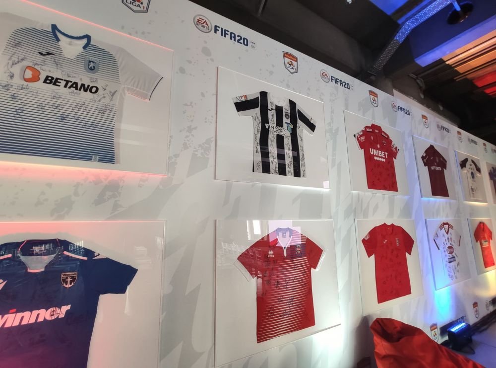 Moment ISTORIC: Liga 1 va fi in FIFA 2020! AICI PRIMELE IMAGINI! FCSB isi gaseste in sfarsit antrenor: MILIOANE de fani ii pot controla pe jucatori! :))_2