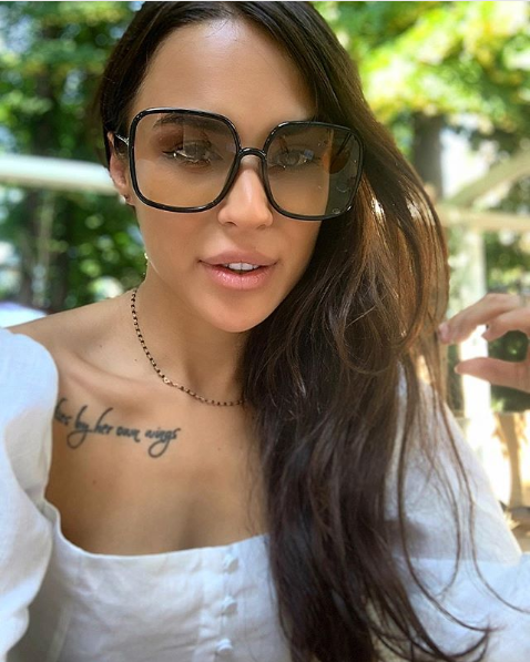 Sotia lui Gabi Tamas e 'beton'. Ioana e una dintre cele mai sexy sotii de fotbalisti din Romania. FOTO_31