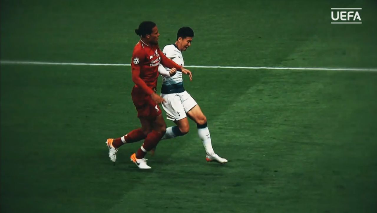Doua Barcelona, doua Liverpool! Messi, ATACANTUL ANULUI! Van Dijk, Alisson si De Jong sunt cei mai tari DIN EUROPA pe posturile lor! Van Dijk, fotbalistul anului!_4