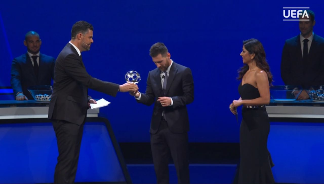 Doua Barcelona, doua Liverpool! Messi, ATACANTUL ANULUI! Van Dijk, Alisson si De Jong sunt cei mai tari DIN EUROPA pe posturile lor! Van Dijk, fotbalistul anului!_11