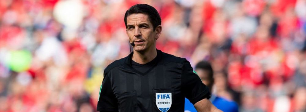 Celebrul arbitru de la meciul Barca-PSG vine in Romania! Cine va fi la centru la Romania-Spania, meci transmis de PRO TV, joi de la ora 21:45