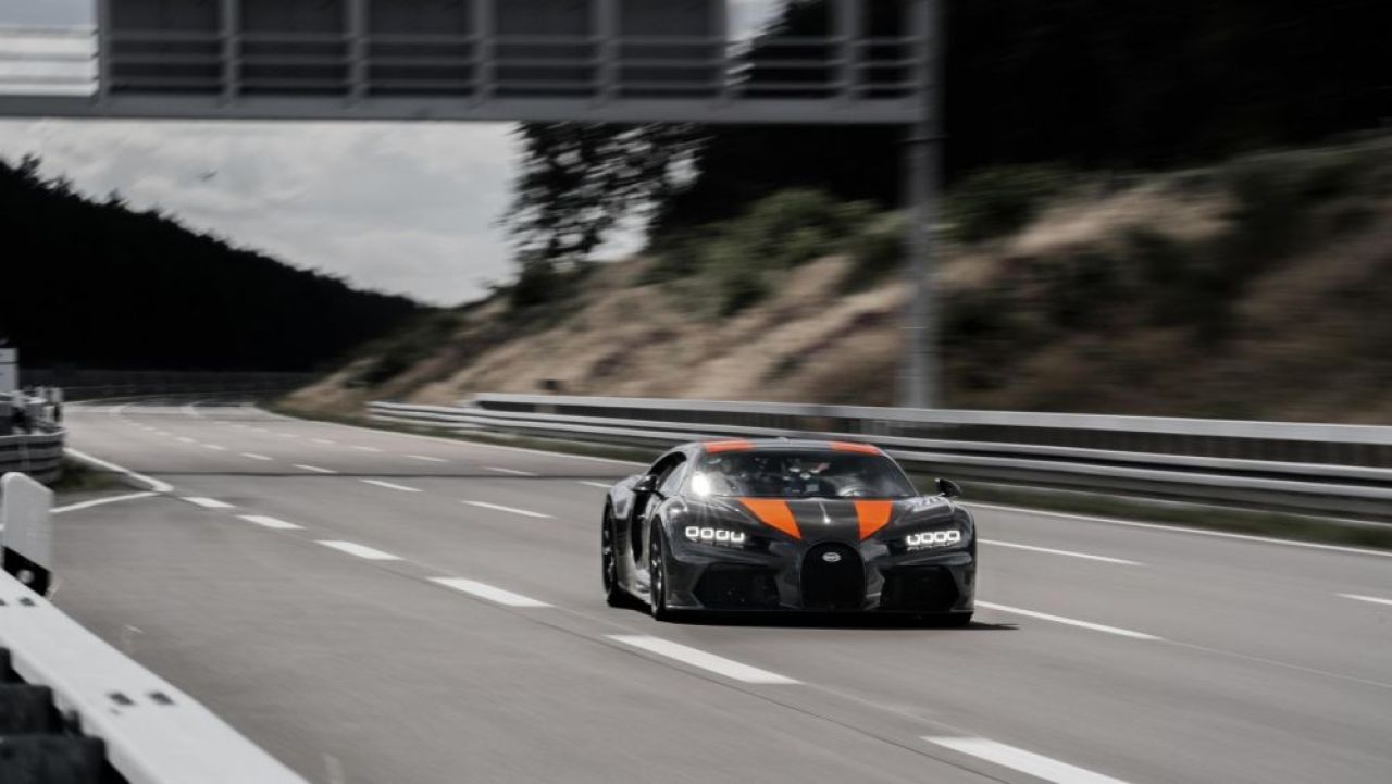 OFICIAL! Bugatti Chiron, masina condusa de Ronaldo, cea mai RAPIDA din lume! Ce viteza AMETITOARE atinge! _4