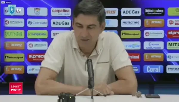 Jucătorii primesc &icirc;naintea fiecărui antrenament un maiou special pe care &icirc;l vor purta pe durata sesiunii de pregătire. &Icirc;naintea ieșirii pe gazon, le este montat pe maiou sistemul de monitorizare GPS. Printr-un sistem de captare a semnalului,