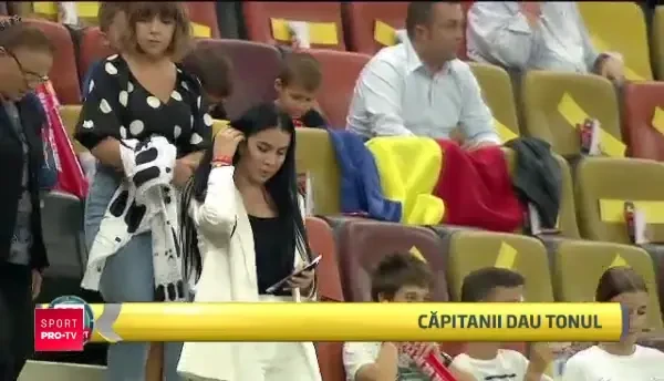 Chiriches n-a fost singurul capitan al Romaniei cu Spania! 50.000 de oameni au primit banderole