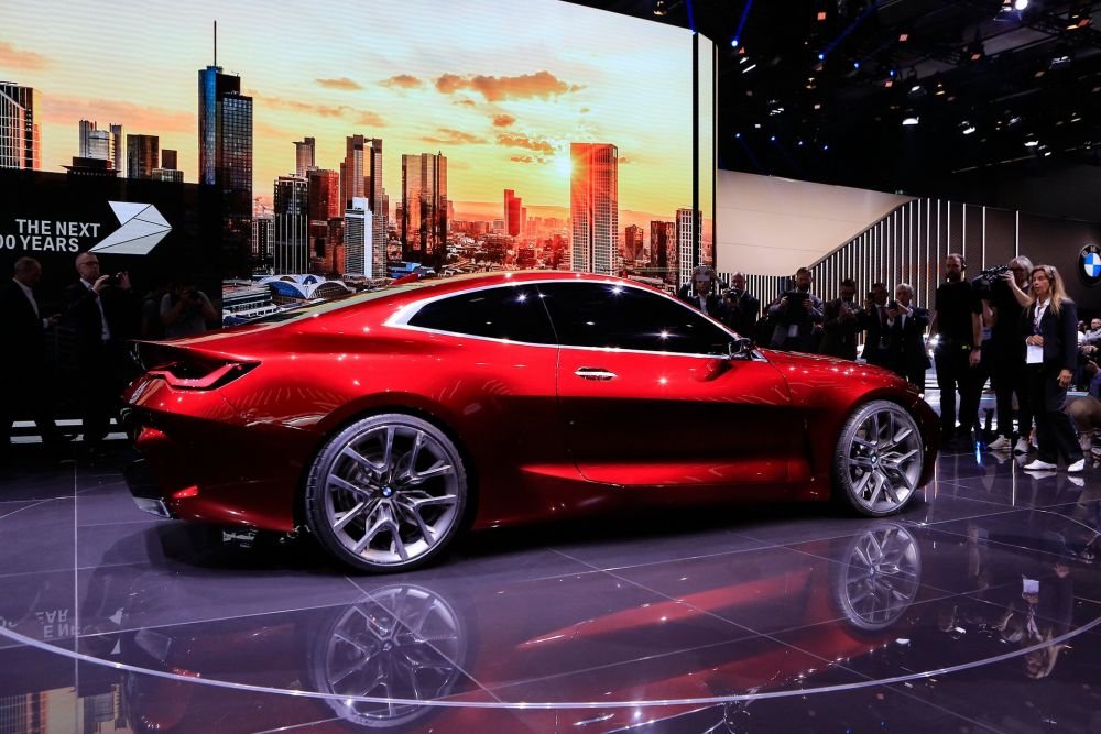 Masina de la BMW care a atras toate privirile la Salonul Auto de la Frankfurt. Cum arata Concept 4. FOTO_26