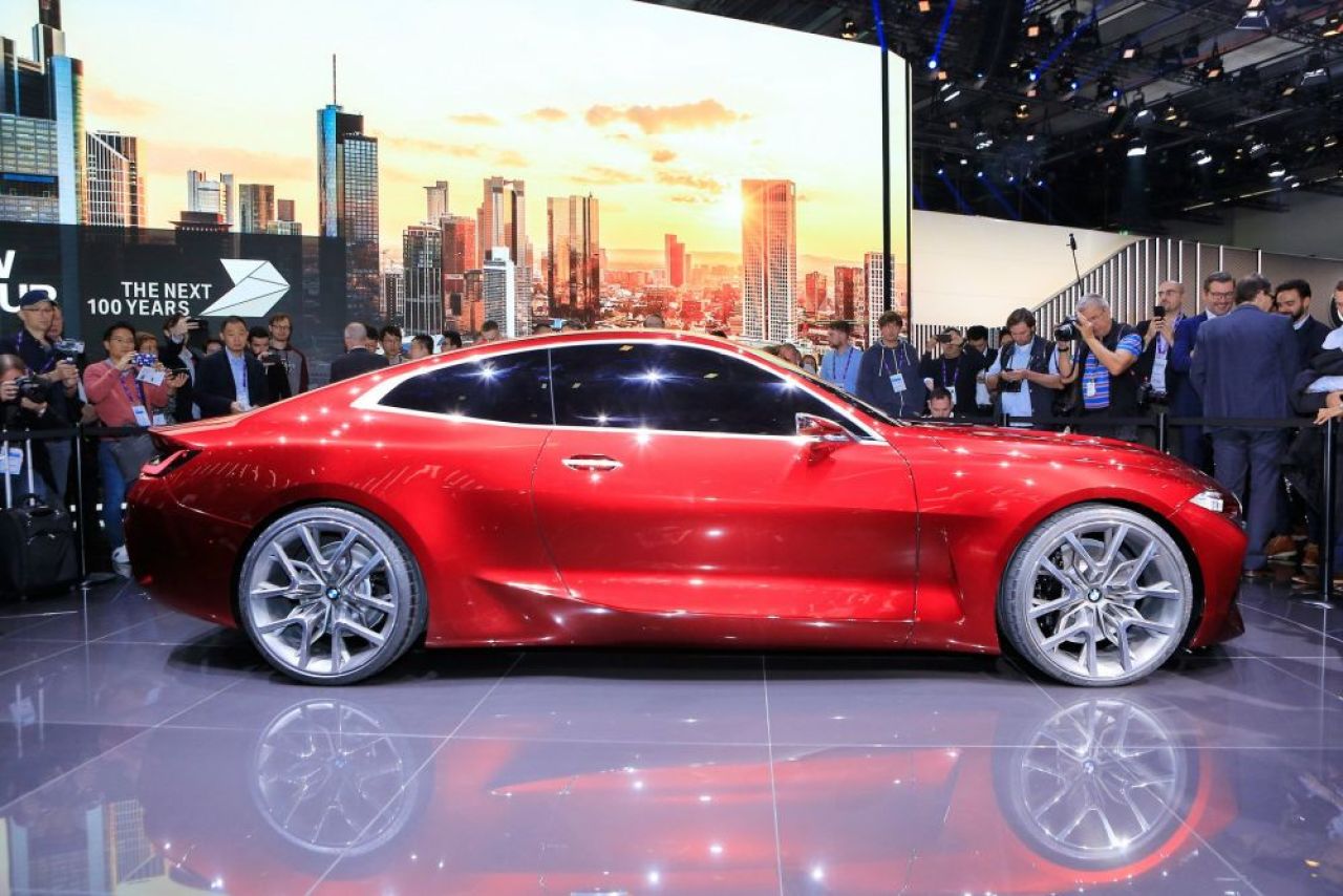 Masina de la BMW care a atras toate privirile la Salonul Auto de la Frankfurt. Cum arata Concept 4. FOTO_32