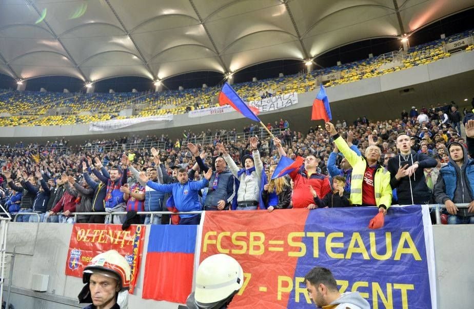 CRAIOVA - FCSB: Galeria ros-albastrilor face deplasarea in Banie. Cate bilete au cerut