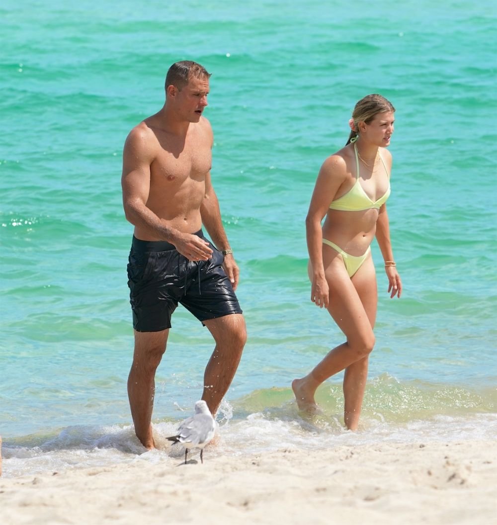 Cine e milionarul care o consoleaza pe Eugenie Bouchard dupa 12 infrangeri la rand. Au aparut pentru prima data in public. FOTO_3