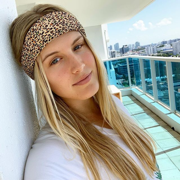 Cine e milionarul care o consoleaza pe Eugenie Bouchard dupa 12 infrangeri la rand. Au aparut pentru prima data in public. FOTO_19