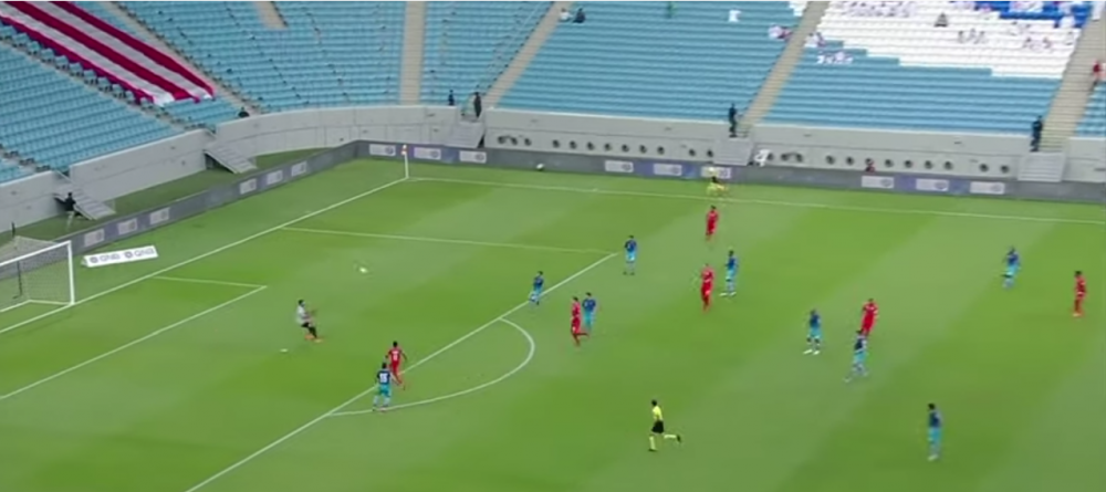 Mai tare decat TOT ce-a facut Karius vreodata! :)) Gafa INCREDIBILA a portarului. In 2016, a fost scos de TATAL LUI din teren pentru ca s-a luat la cearta cu adversarii