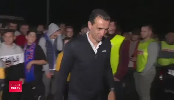 Gnohere si Omrani au iesit impreuna de la vestiare! Nebunie printre stelisti. Ce s-a intamplat in fata stadionului cand a aparut 'Bizonul'