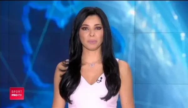 Tine-ma, ca de nu ti-l bat eu p-asta!!! Scene incredibile: un jucator trecut prin Liga 1 a vrut sa stearga pe jos cu arbitrul dupa ce a vazut al doilea galben. VIDEO