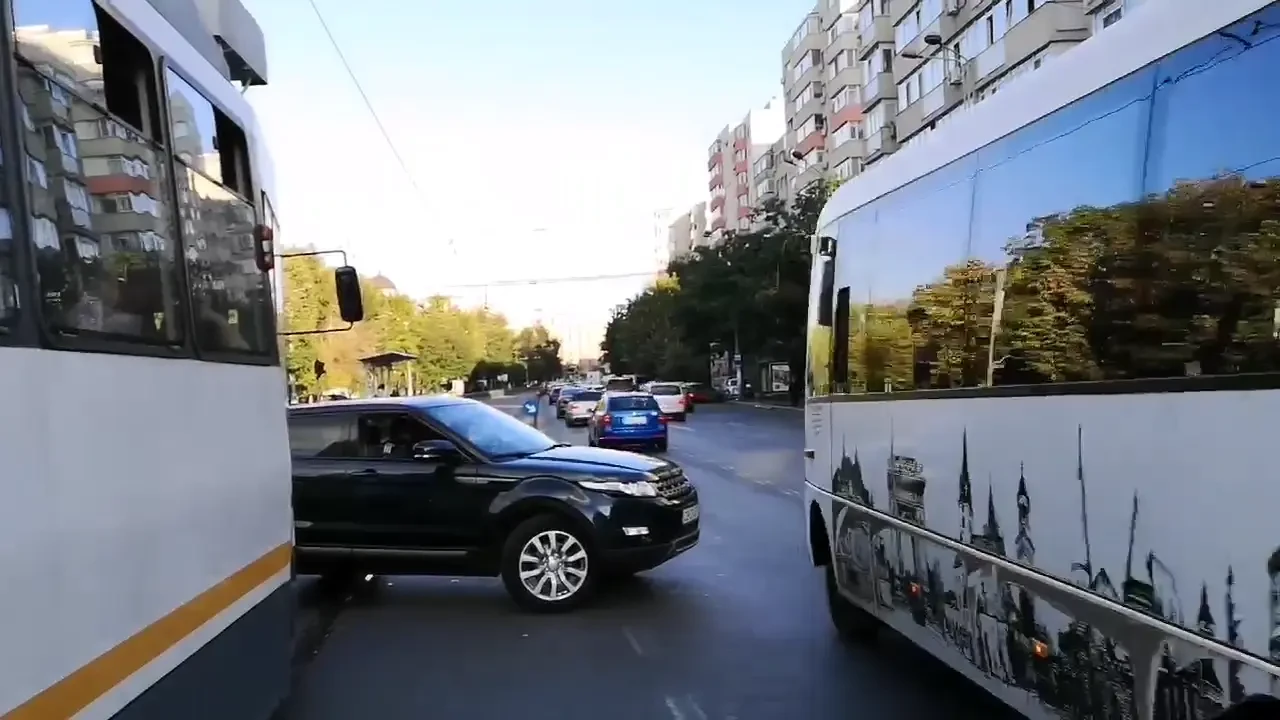 Vedeta FCSB, aproape de tragedie in apropierea stadionului Dinamo: era sa fie calcat de tramvai inaintea meciului cu Clinceni