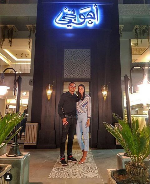 Pentru ea a fugit de la FCSB! N-a rezistat cand l-a chemat acasa! :) Cat de frumoasa e sotia lui Gikiewicz_4