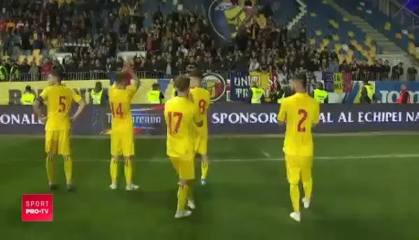 PORTI INCHISE si la tineret?! Au scandat impotriva maghiarilor, observatorul era ungur!!! Ce s-a intamplat la Romania - Ucraina