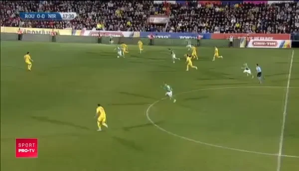 ROMANIA U21 - IRLANDA DE NORD U21 - Ocazie pentru irlandezi, mingea trece pe langa poarta