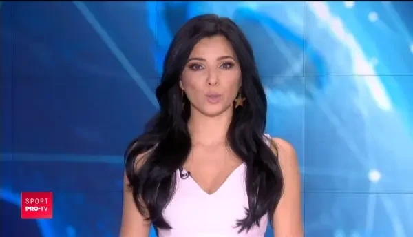 Ilie Balaci, INGERUL oltenilor! "Minunea blonda" le zambeste oltenilor in centrul Craiovei! Ce omagiu a primit fostul mare fotbalist