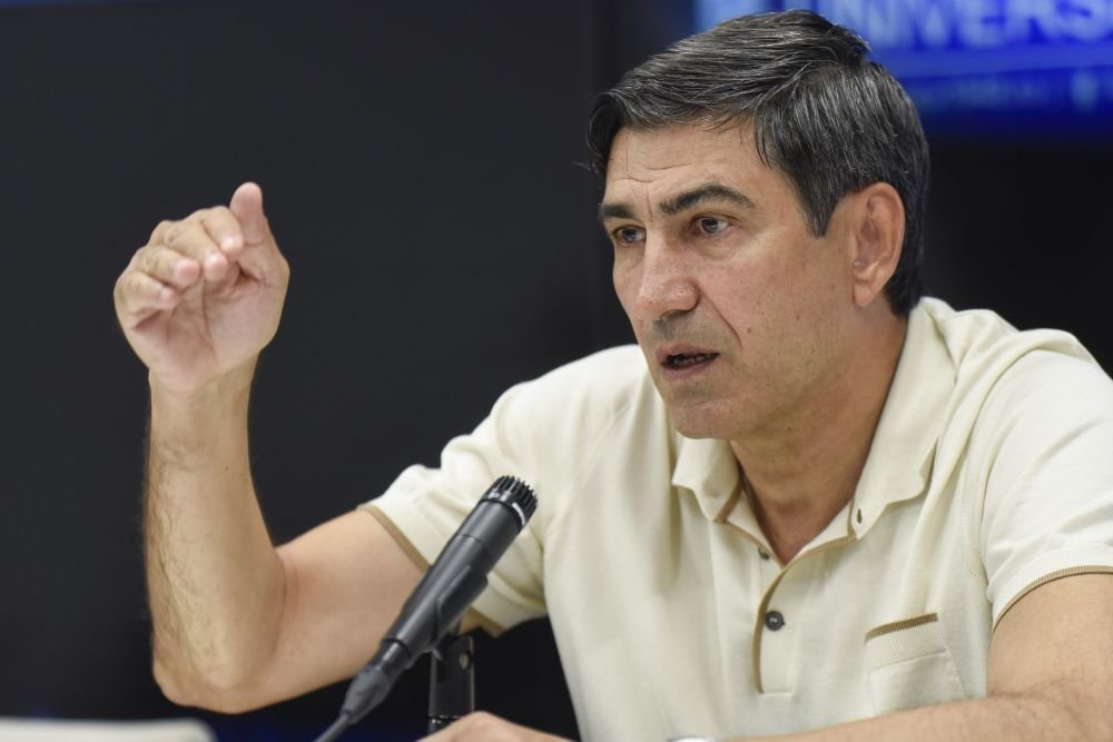 Piturca NU ACCEPTA un comportament ca al lui Puscas! Masurile luate de antrenorul Craiovei la echipa: Sa va zica Ivan ce le-am spus &nbsp;