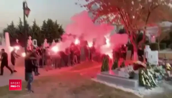 Astazi s-a implinit 1 an de moartea lui Ilie Balaci! Atmosfera impresionanta facut de ultrasii Craiovei! Cum si-au comemorat legenda! VIDEO