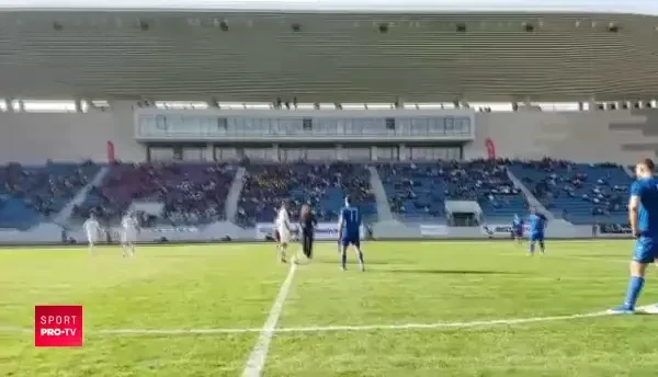 Constantina Dita a dat lovitura de start a meciului legendelor