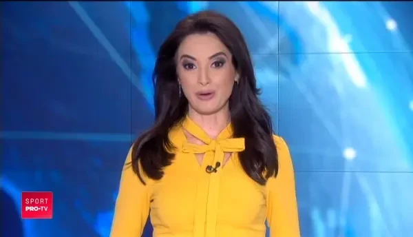 Au crescut langa Morosanu si Ciobanu si au refacut la sala poza de acum 9 ani! Intre timp, cei doi s-au umplut de medalii: Uite aici, fara numar