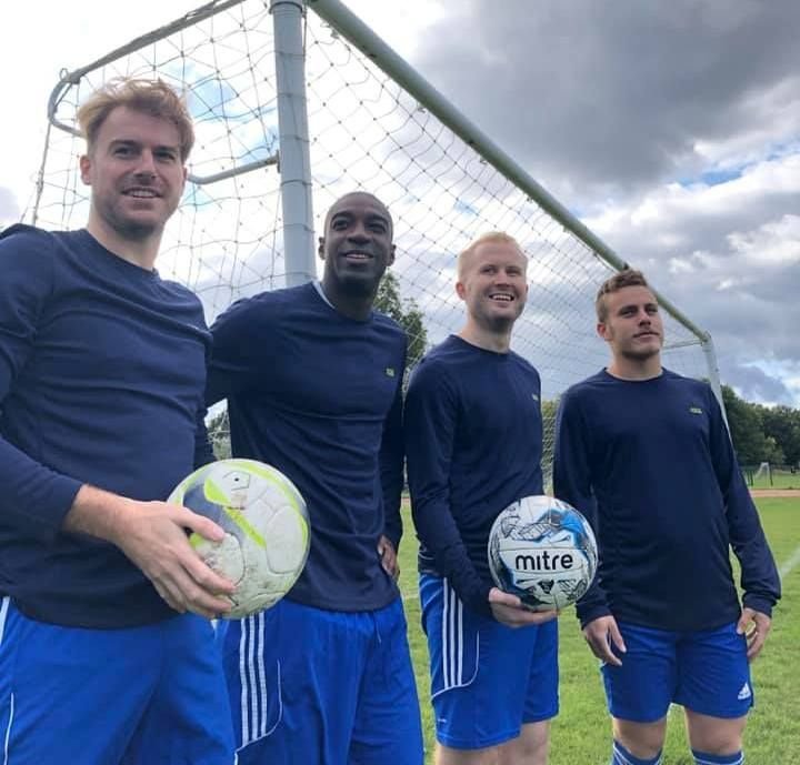 Cel mai de succes club de fotbal LGBT+ din lume vine din Anglia. Acum un an a jucat pe Wembley_5