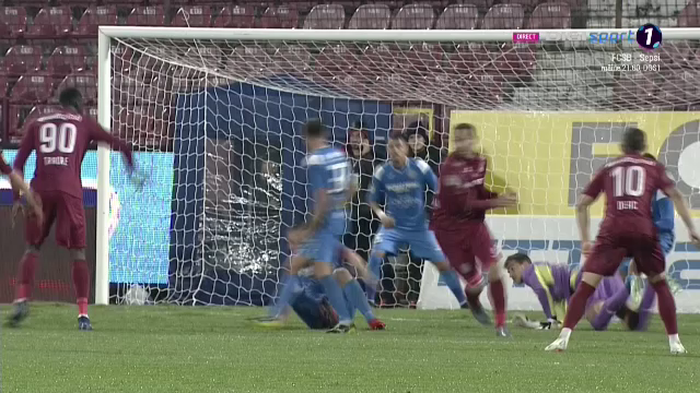 Au cerut DEGEABA penalty o repriza intreaga, Petrescu a INNEBUNIT pe banca! CFR, proteste in GOL! CFR a primit 11 metri in repriza a doua_6
