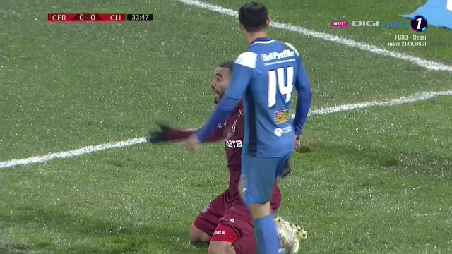 Au cerut DEGEABA penalty o repriza intreaga, Petrescu a INNEBUNIT pe banca! CFR, proteste in GOL! CFR a primit 11 metri in repriza a doua_8