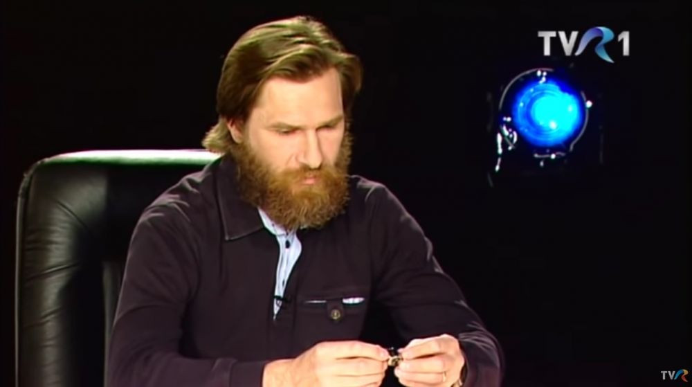 Am o repulsie fata de sfecla rosie! Fluierul FERMECAT! Cadoul senzational pe care l-a primit de la Tottenham. Tudor, invitat la Profesionistii, pe TVR!