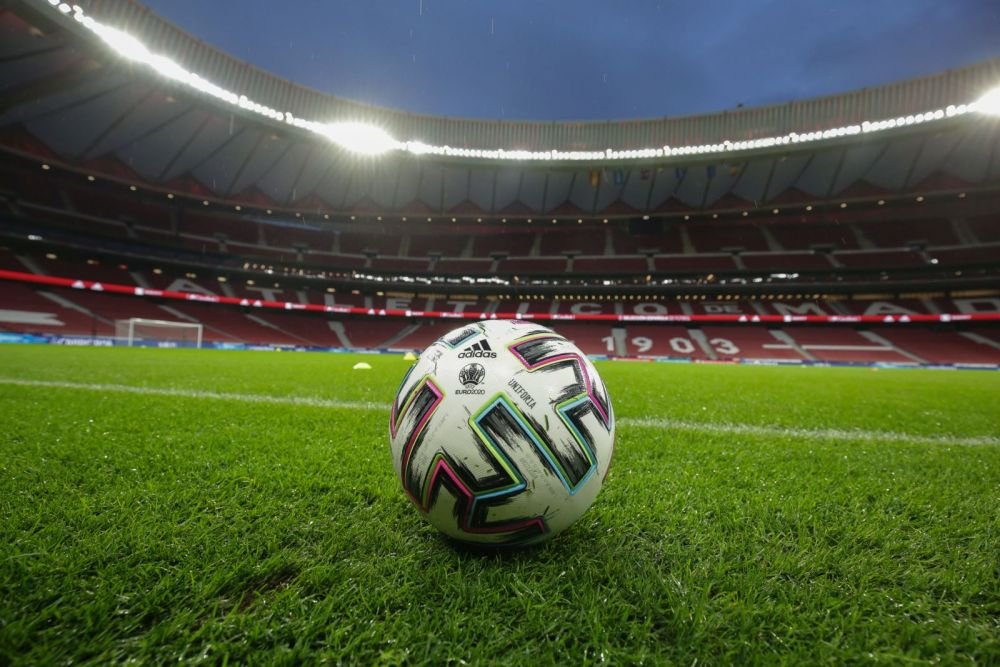 Ne-am indeplinit visul! :) Jucam cu Spania ca la EURO 2020! Meciul de diseara se va disputa cu mingea oficiala de la turneu&nbsp;
