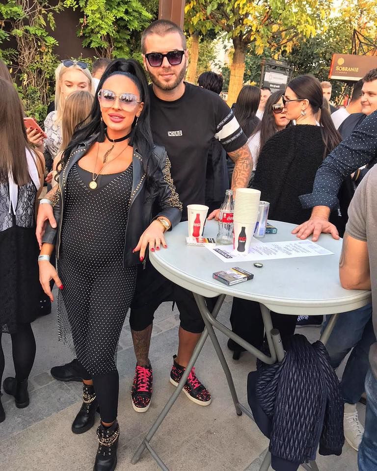 Poate de data asta e cu noroc! La 29 de ani, Daminuta s-a casatorit a 3-a oara! Cum arata sotia lui