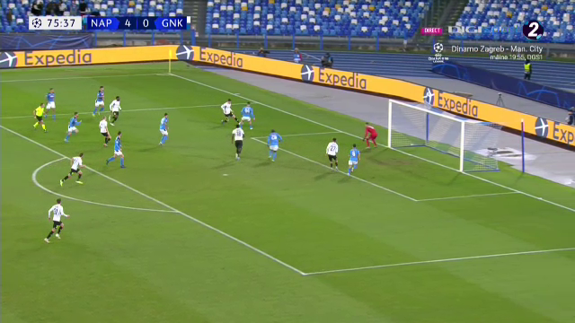 Si-a UMILIT adversarul! Ianis Hagi, faza serii pentru Genk la Napoli! E incredibil ce se intampla dupa ce ii da mingea printre picioare lui Manolas_3