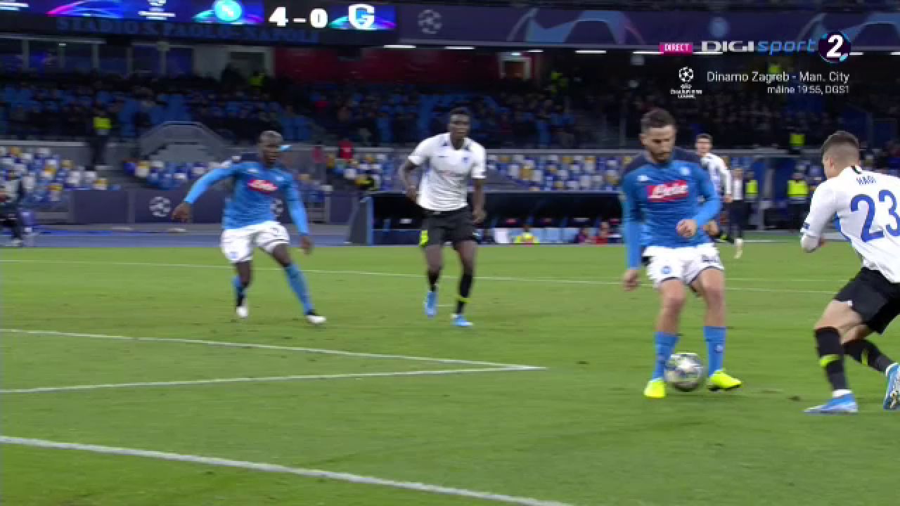 Si-a UMILIT adversarul! Ianis Hagi, faza serii pentru Genk la Napoli! E incredibil ce se intampla dupa ce ii da mingea printre picioare lui Manolas_6