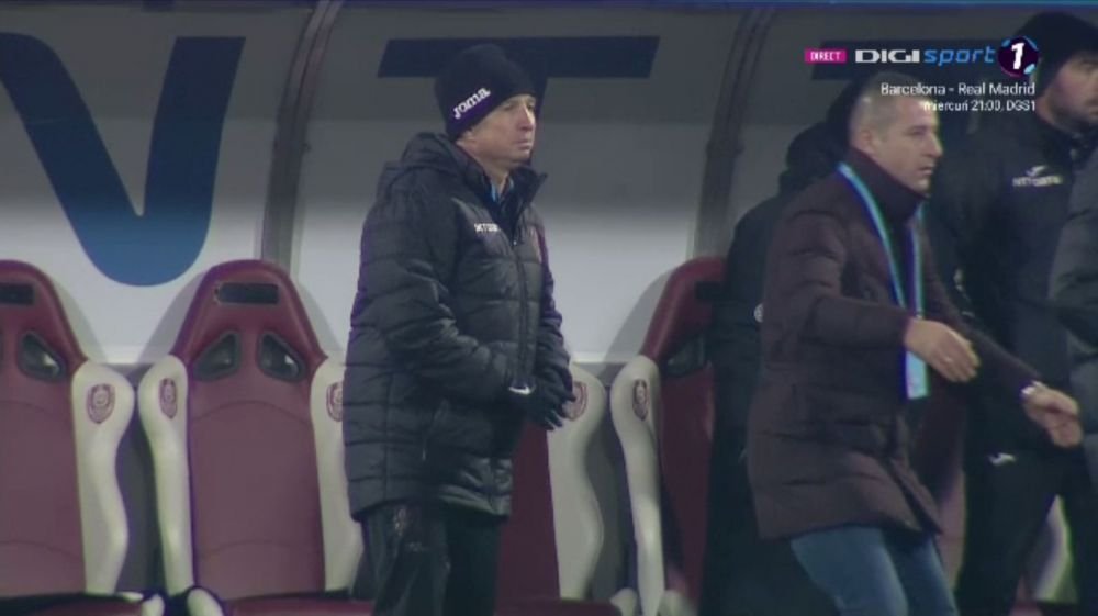 Dan Petrescu a facut O CRIZA DE NERVI cand a vazut ratarea lui Costache! Antrenorul CFR-ului a injurat si a gesticulat nervos_5