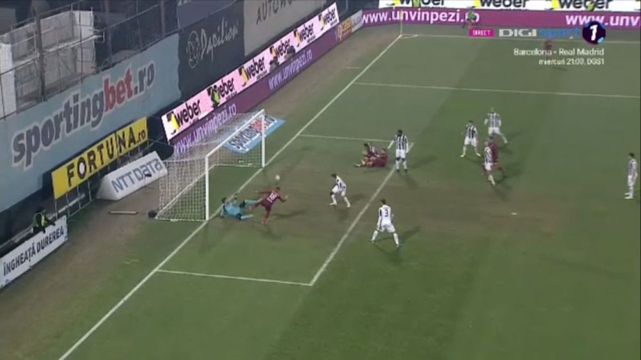 Dan Petrescu a facut O CRIZA DE NERVI cand a vazut ratarea lui Costache! Antrenorul CFR-ului a injurat si a gesticulat nervos_6