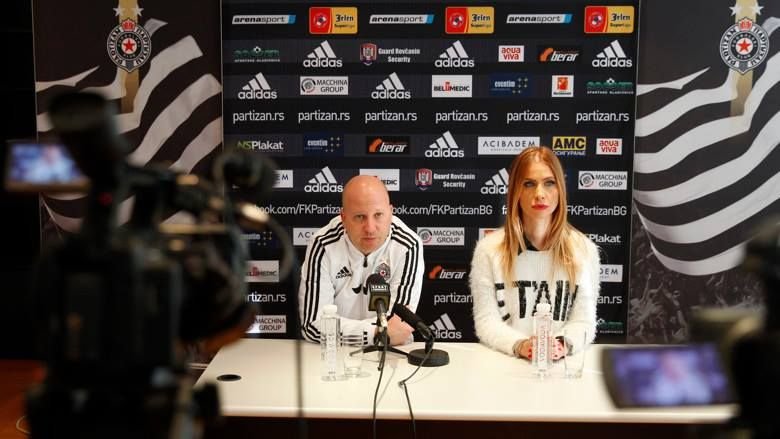 FOTO / Partea frumoasa a lui Partizan. Bomba-sexy din Serbia, care e ofiter de presa al echipei belgradene_4